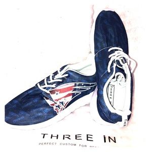 New England Patriots Women’s Sneakers Sz 9 BN